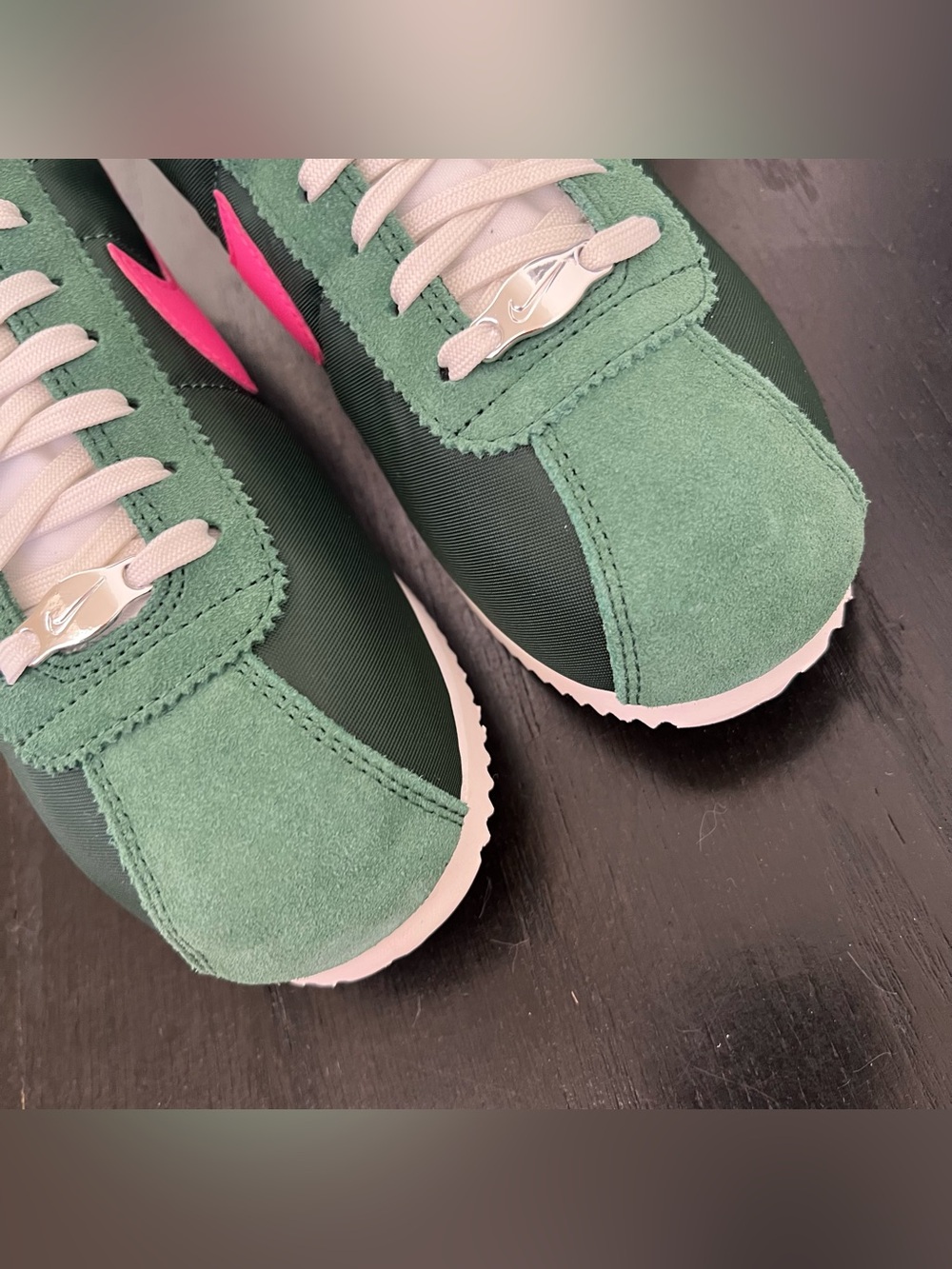 ✔️New✔️ NIKE Cortez 'Fir Pinksicle' - Picture 3 of 9